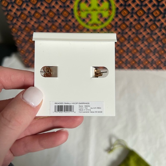 Tory Burch Beaded Small Hoop Earrings Huggie Earrings Gold - Picture 6 of 6